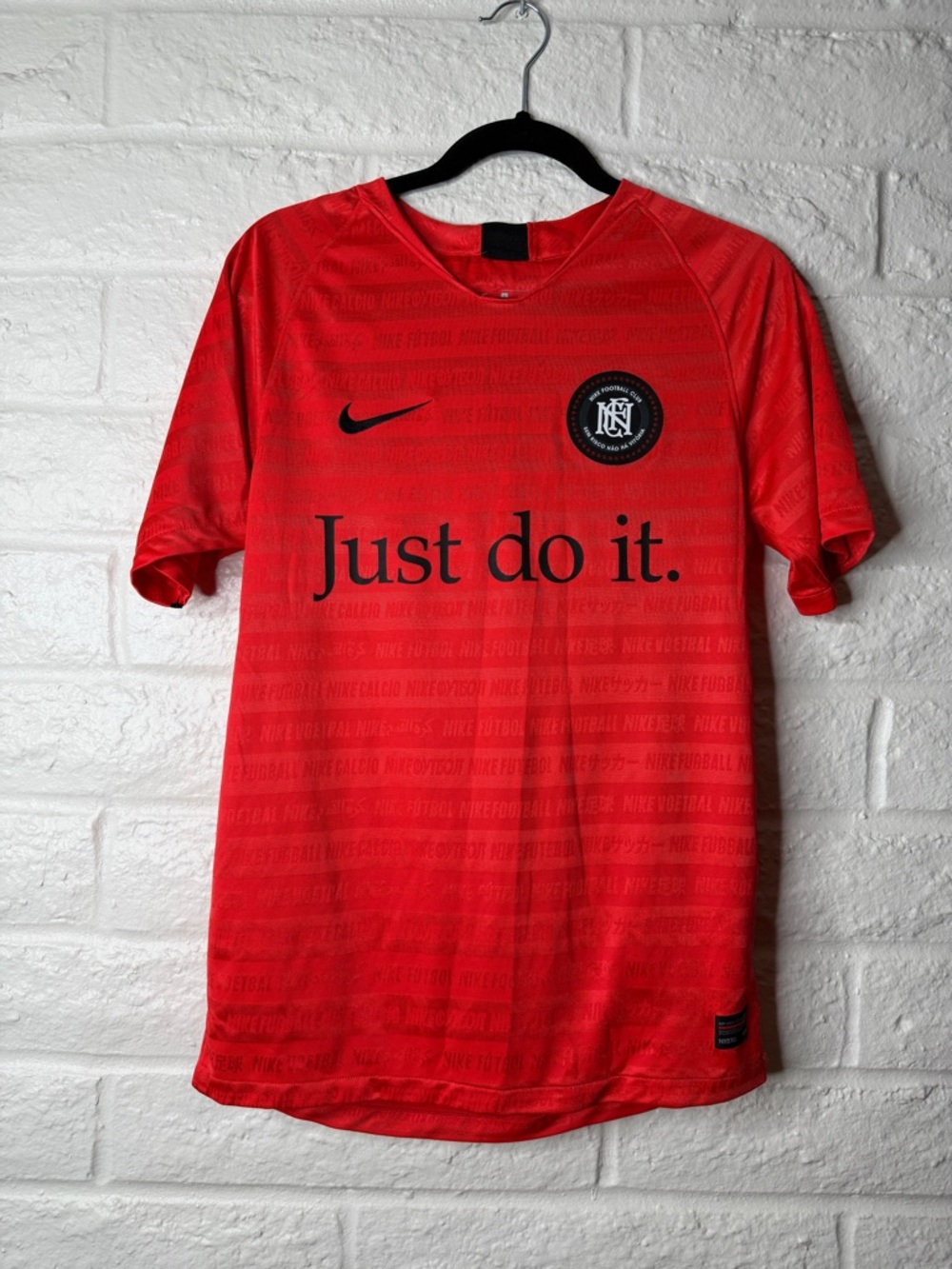 NIKE DRI-Fit Orange Futbol Club Embroidered Swoosh Size Small Soccer Just Do It